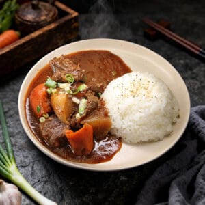 紅燒牛腱有飯.jpg 紅燒牛腩